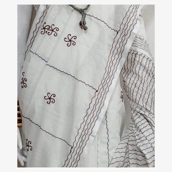White Tangail Taater Sari with Embroidery